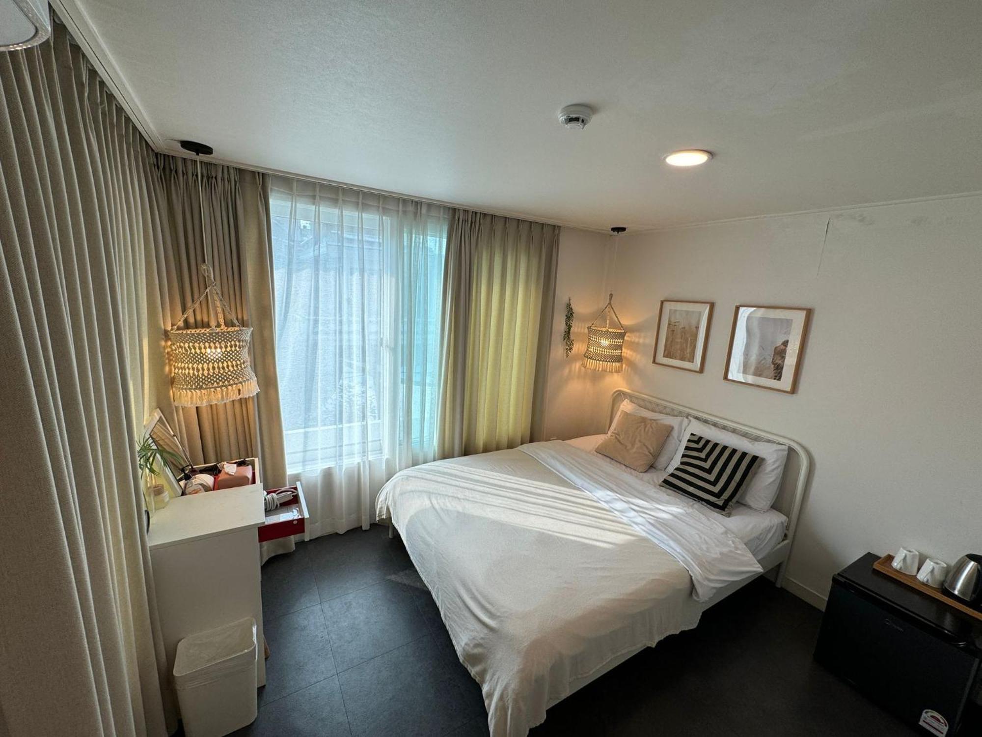 Neat House Hotel Seoul Ngoại thất bức ảnh